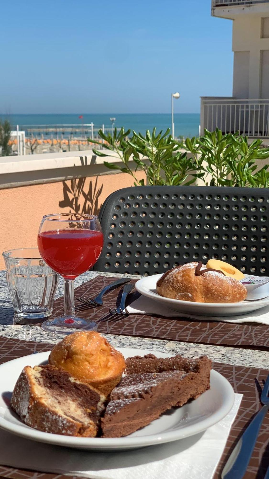 Hotel Alexander Resort Rimini Ngoại thất bức ảnh