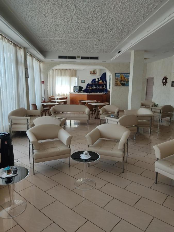 Hotel Alexander Resort Rimini Ngoại thất bức ảnh