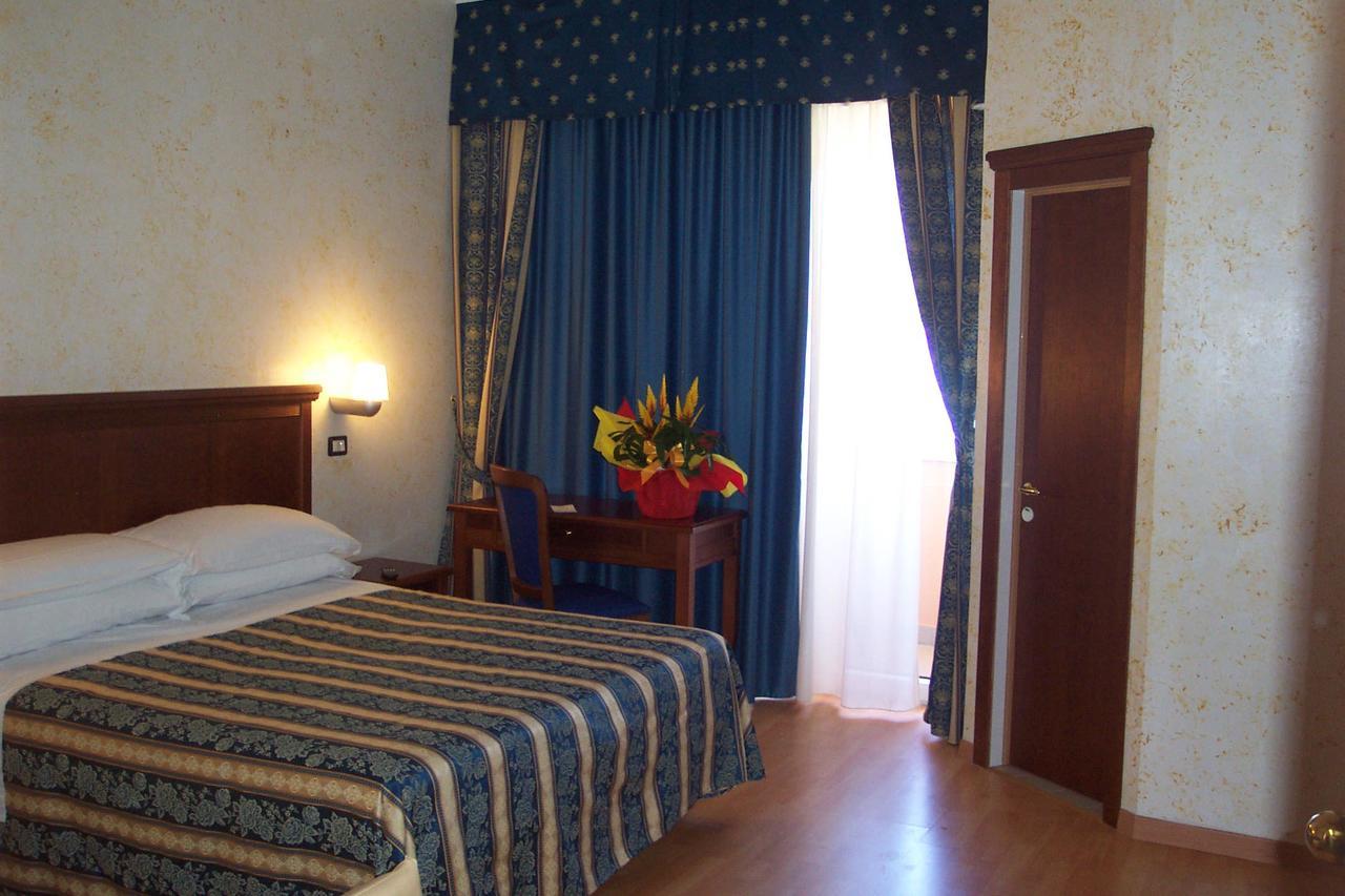Hotel Alexander Resort Rimini Ngoại thất bức ảnh