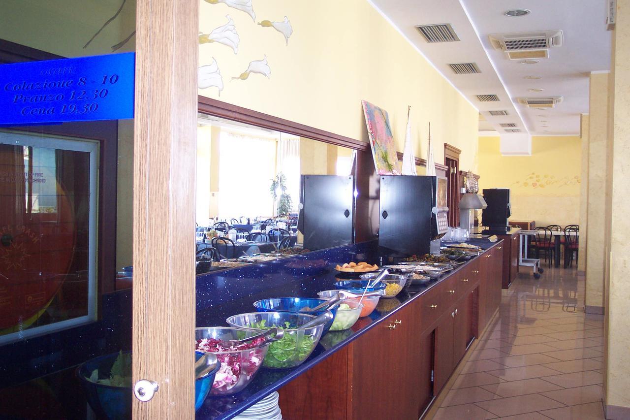 Hotel Alexander Resort Rimini Ngoại thất bức ảnh
